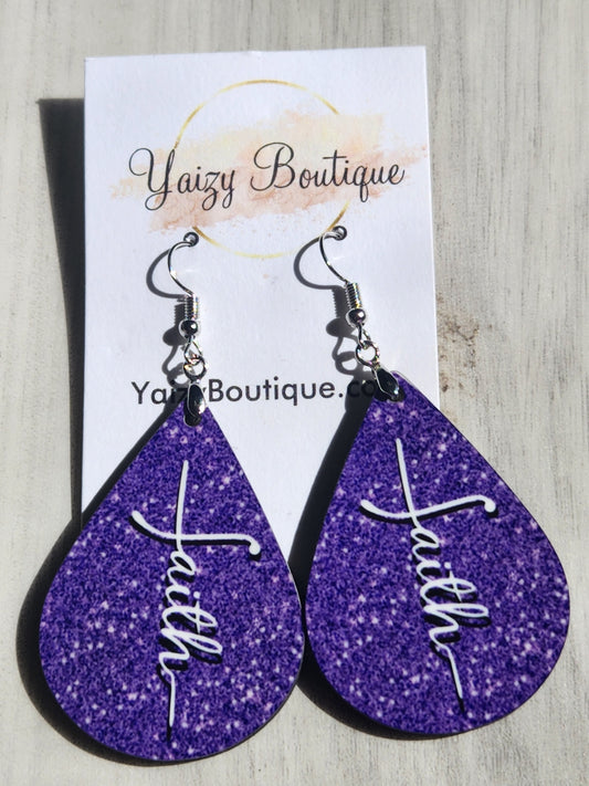 Pendientes hechos a mano de Purple Faith