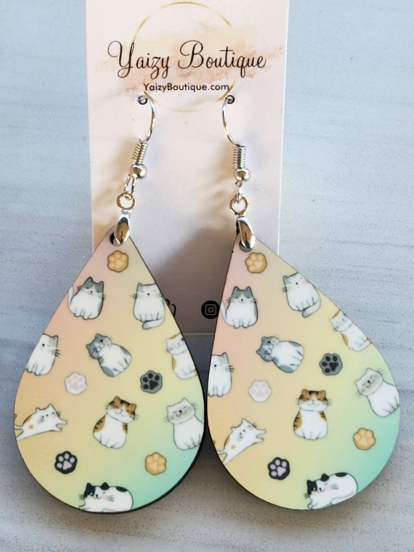 Tiny playing Cat Earrings - Yaizy Boutique